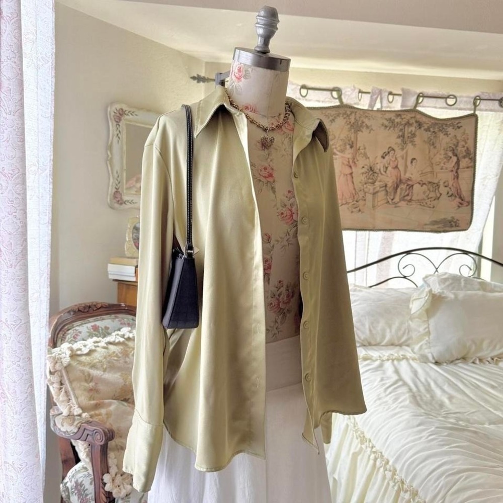 green satin button down top h&m‎ womens size large